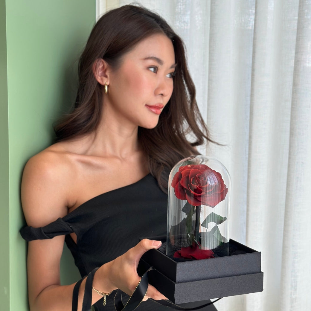 "Forever Love" ดอกกุหลาบอมตะ ขนาดฐาน 15 cm สูง 23 cm 